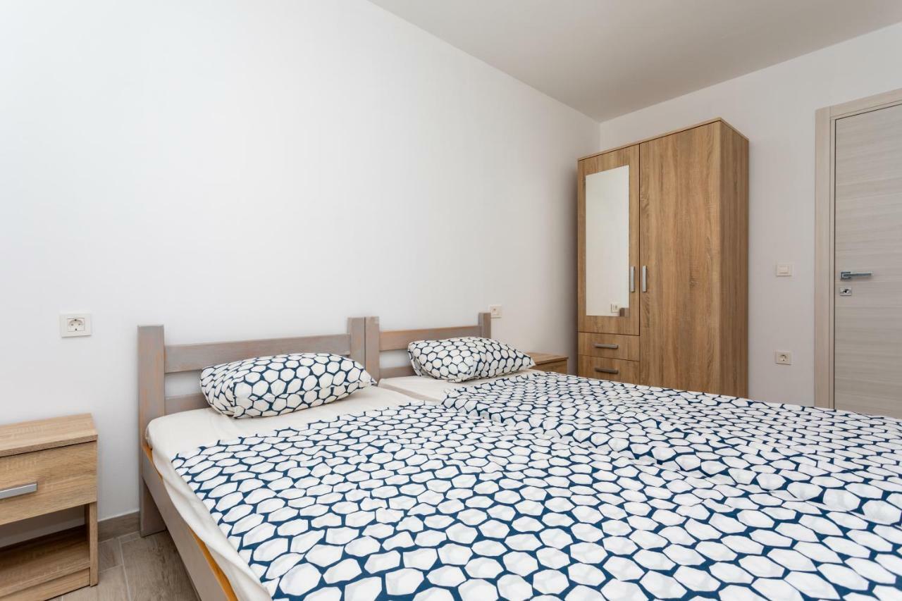 Apartments Ibis ชิซิชี ภายนอก รูปภาพ